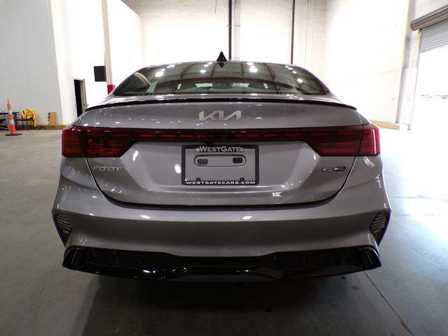 2024 Kia Forte GT-Line photo 4