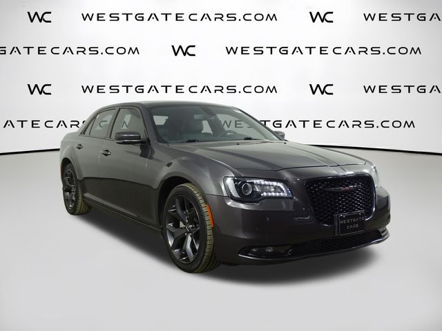2023 Chrysler 300 S's photo