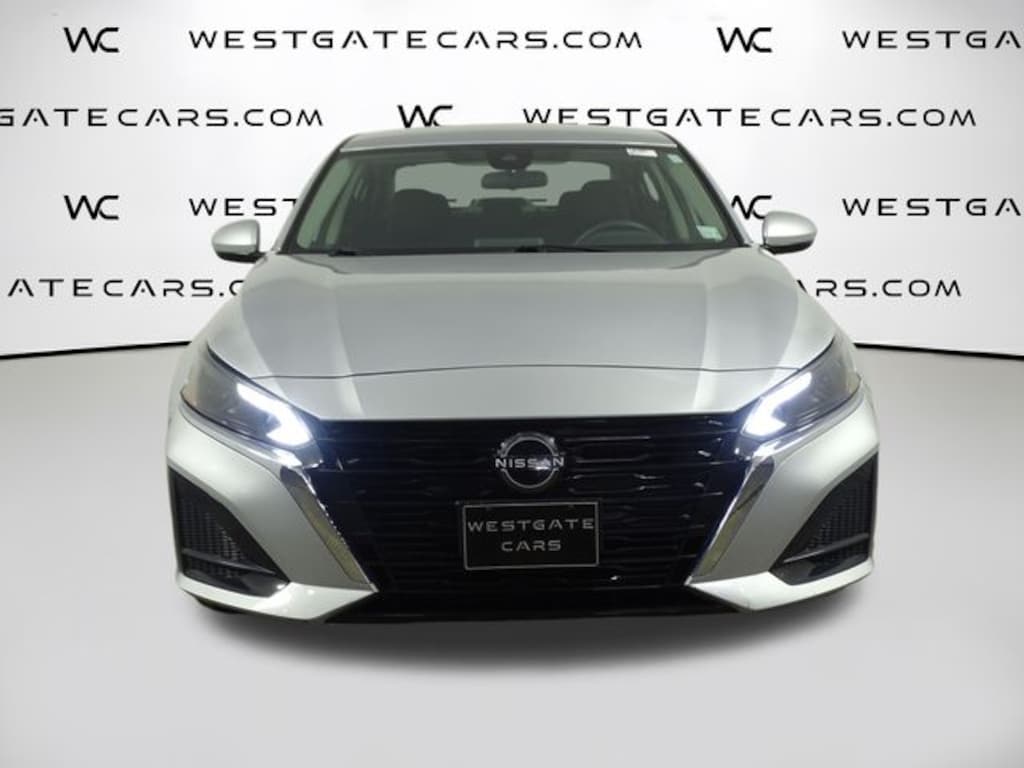 Used 2023 Nissan Altima 2.5 SV Sedan