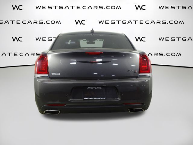 2023 Chrysler 300 S photo 2
