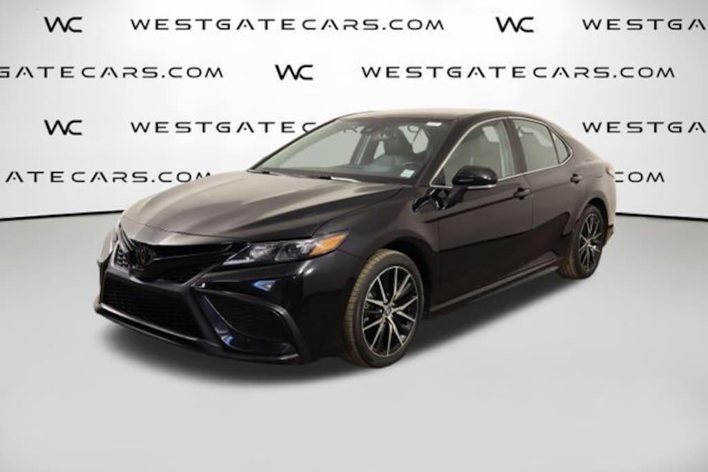 Used 2024 Toyota Camry SE Sedan