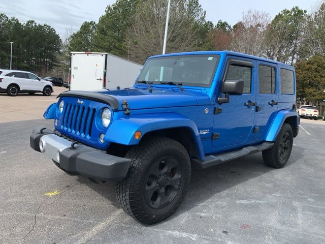 2015 Jeep Wrangler Unlimited Sahara photo 3