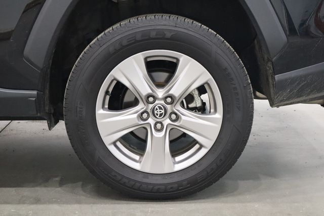 2023 Toyota RAV4 XLE - Photo 39