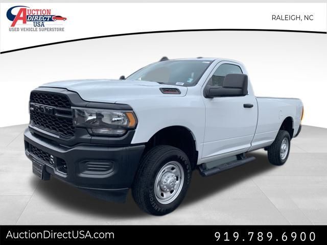 2023 Ram 2500 Tradesman photo 3