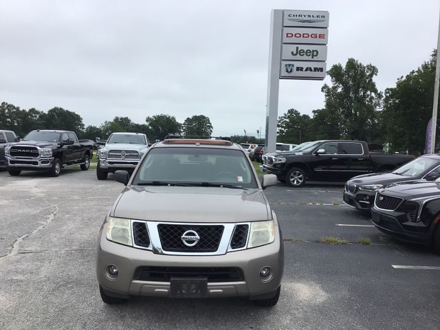 Used 2008 Nissan Pathfinder SE with VIN 5N1AR18U58C601899 for sale in Hartsville, SC