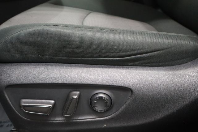 2023 Toyota RAV4 XLE - Photo 24