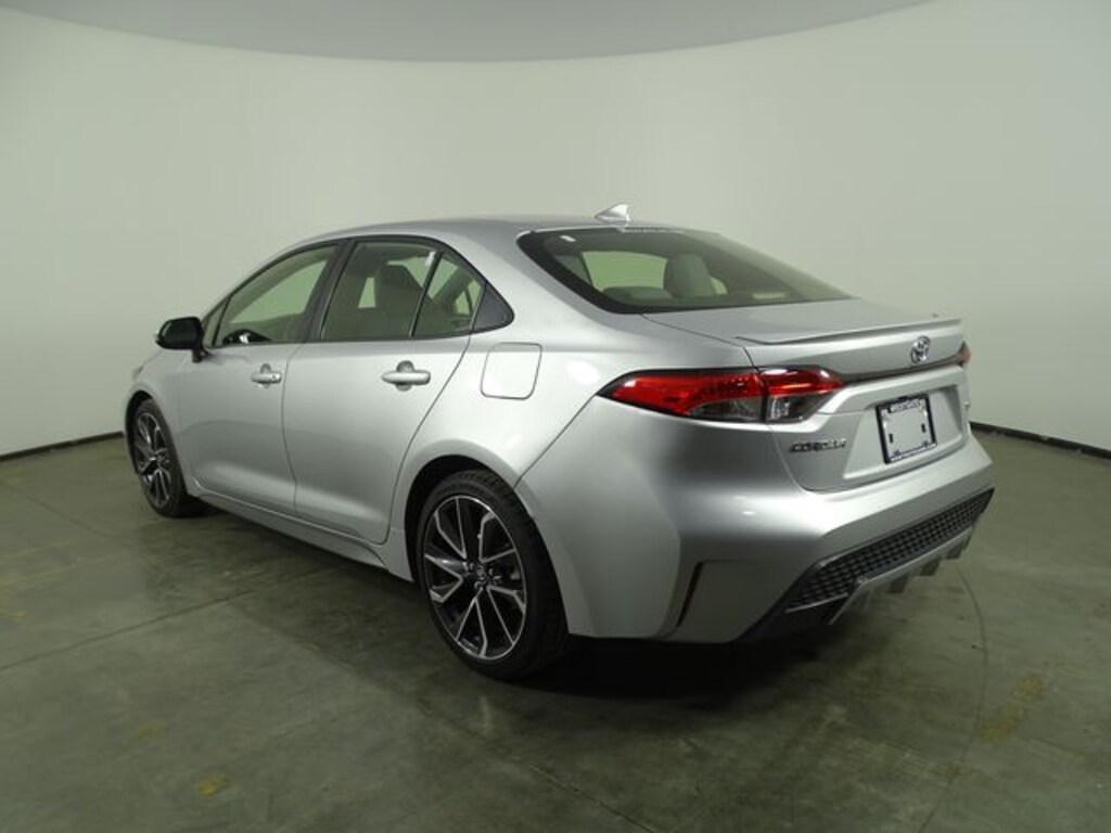 Used 2022 Toyota Corolla SE Sedan