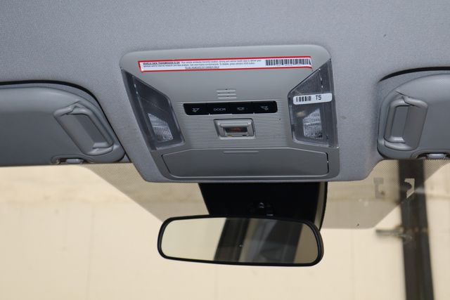 2023 Toyota RAV4 XLE - Photo 27