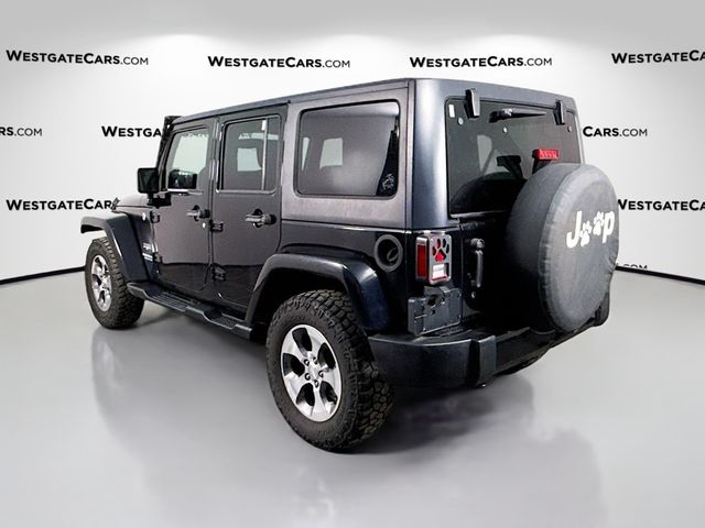2016 Jeep Wrangler Unlimited Sahara photo 4