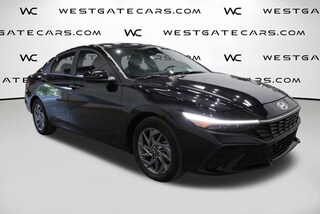 2024 Hyundai Elantra SEL Sedan