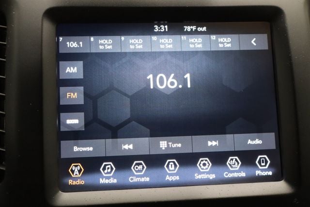 2021 Jeep Cherokee Latitude Lux - Photo 31