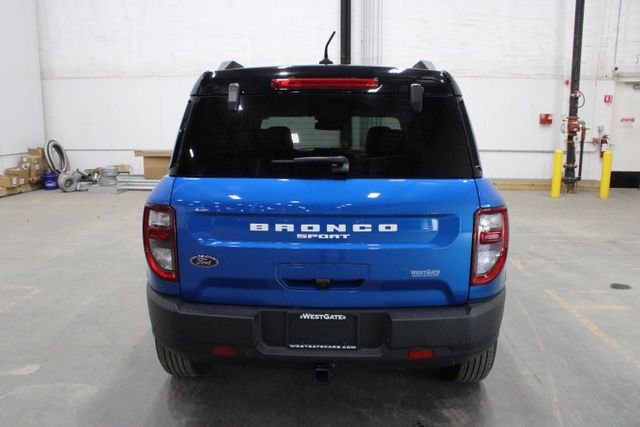 2022 Ford Bronco Sport Outer Banks photo 3