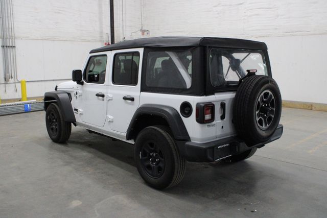 2022 Jeep Wrangler Unlimited Sport photo 3