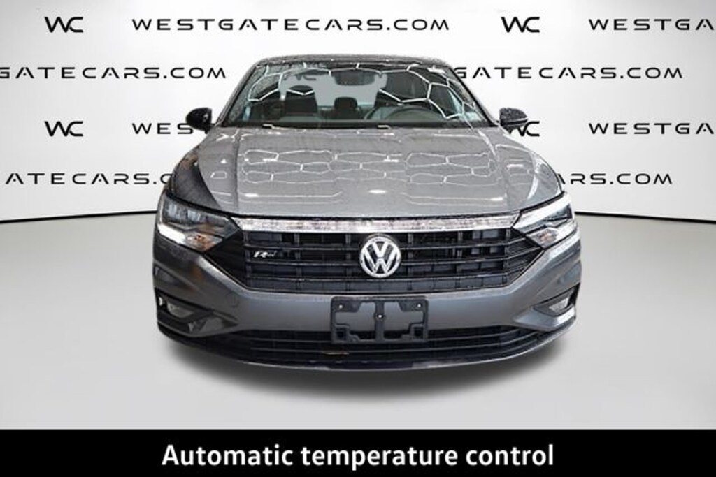 Used 2021 Volkswagen Jetta 1.4T SE Sedan