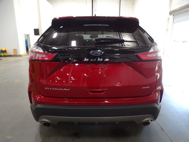 2022 Ford Edge Titanium photo 4