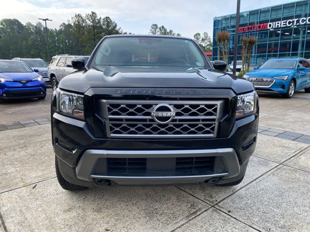2023 Nissan Frontier SV photo 3