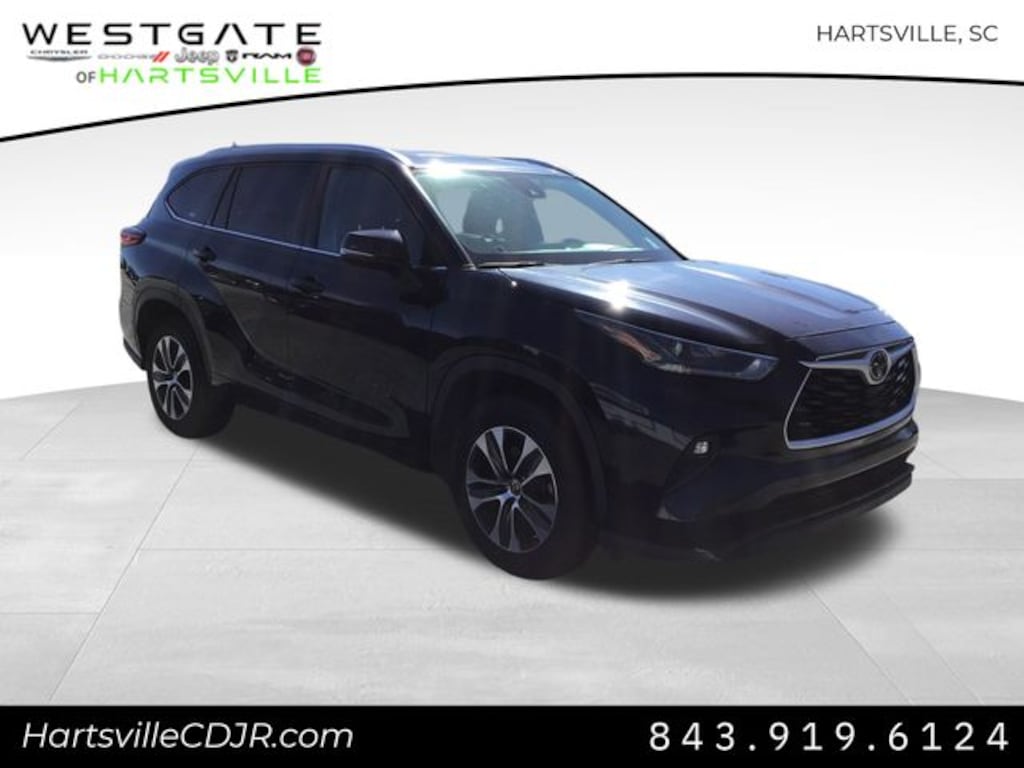 Used 2021 Toyota Highlander XLE SUV