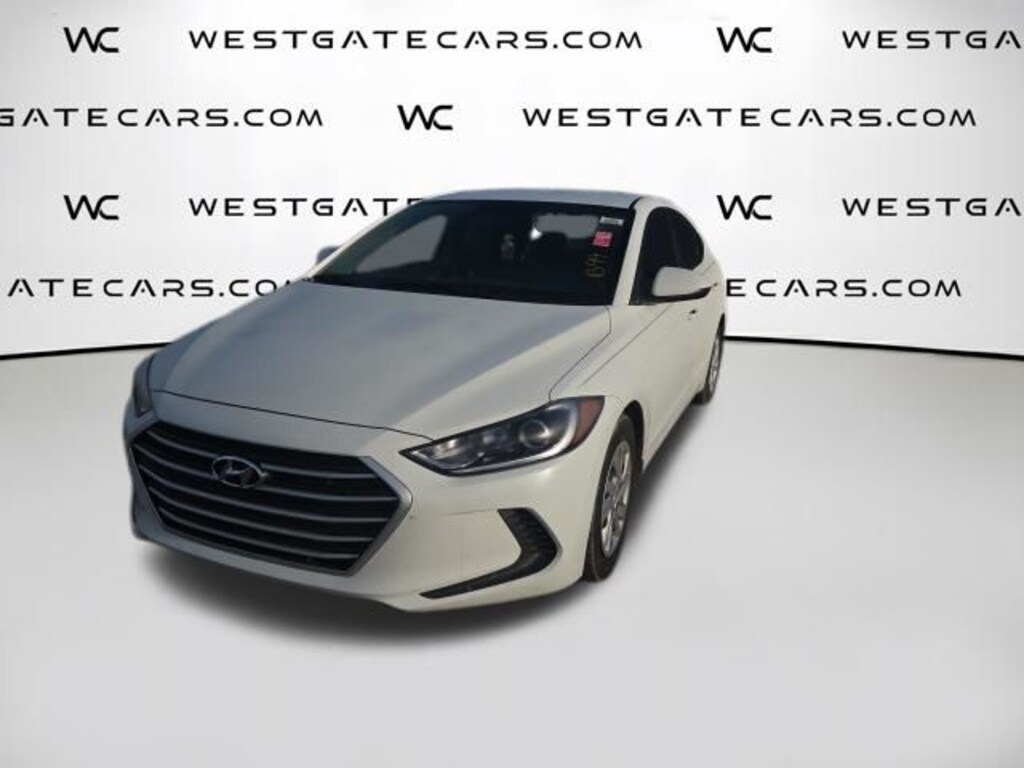 Used 2018 Hyundai Elantra SE Sedan