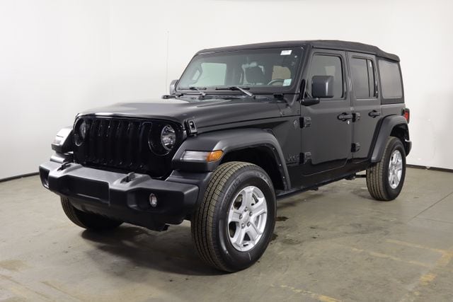 2022 Jeep Wrangler Sport S's photo