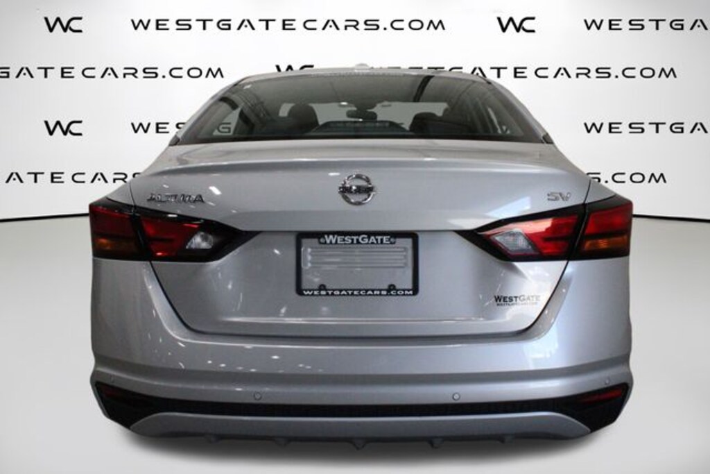 Used 2022 Nissan Altima 2.5 SV Sedan