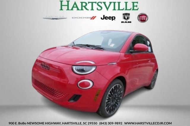 2024 Fiat 500e Red photo 2