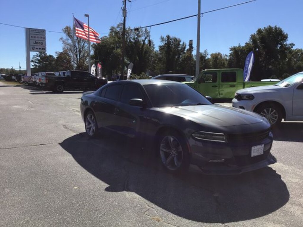 Certified 2018 Dodge Charger R/T Sedan