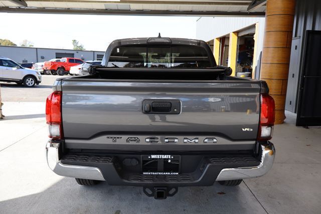 2019 Toyota Tacoma TRD Sport V6 photo 4