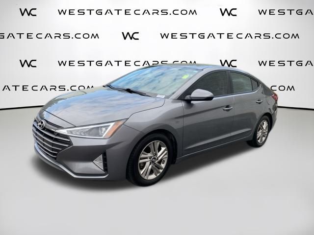 2019 Hyundai Elantra SEL's photo