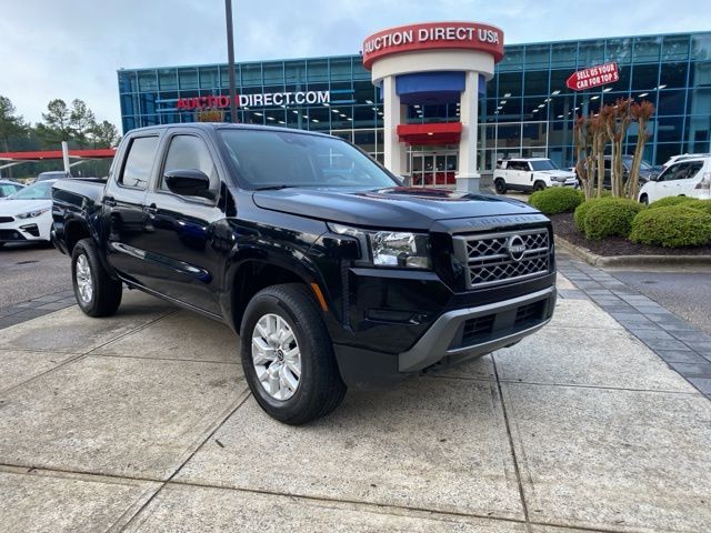 2023 Nissan Frontier SV photo 2