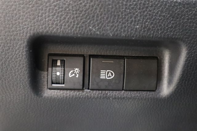 2023 Toyota RAV4 XLE - Photo 23