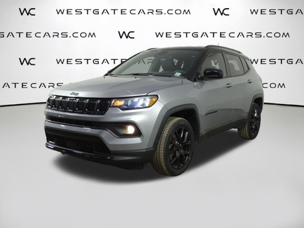 Used 2023 Jeep Compass Latitude SUV