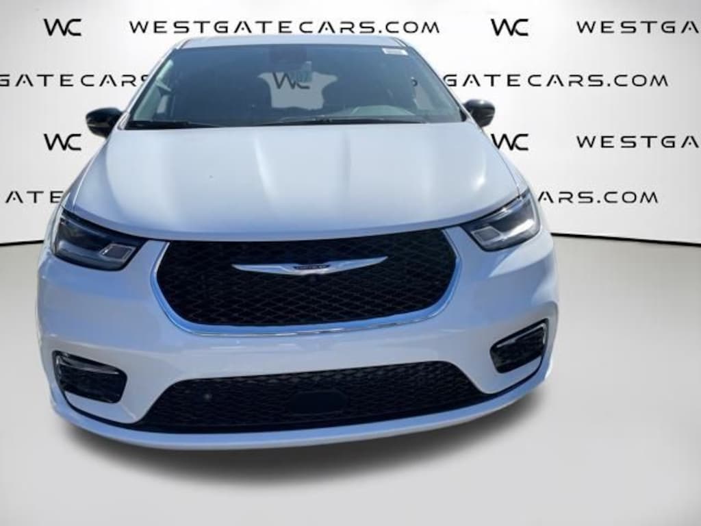 New 2026 Chrysler Pacifica SELECT AWD Passenger Van