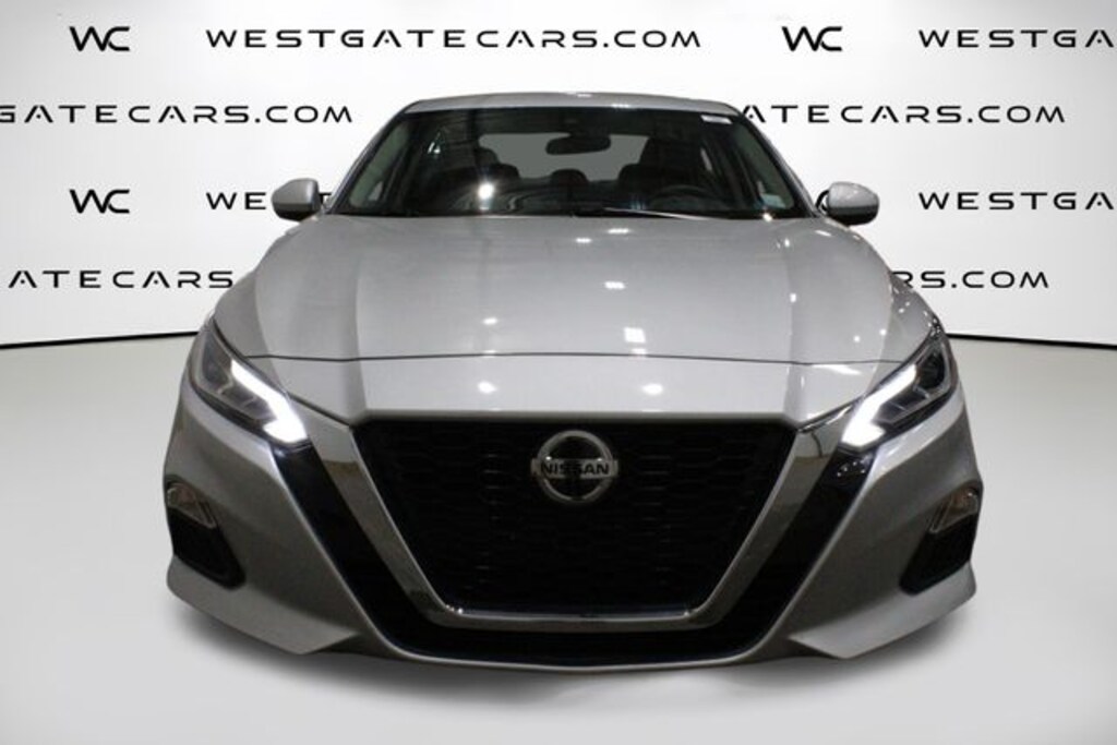 Used 2022 Nissan Altima 2.5 SV Sedan