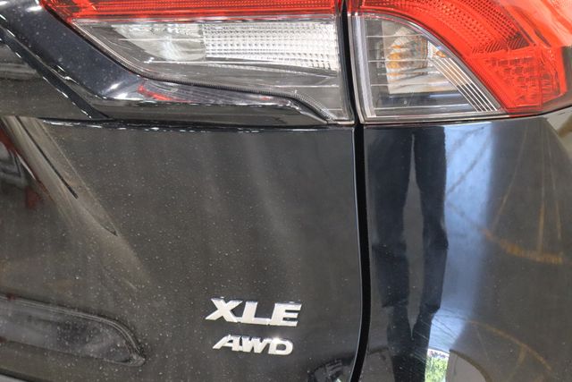2023 Toyota RAV4 XLE - Photo 42