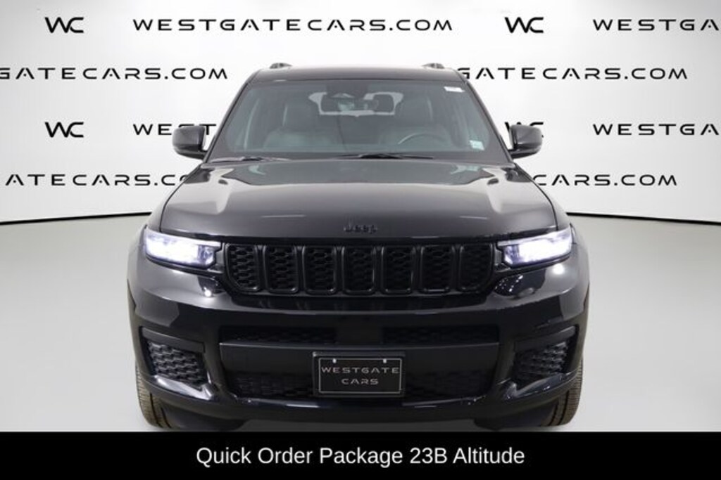 Used 2023 Jeep Grand Cherokee L Laredo SUV