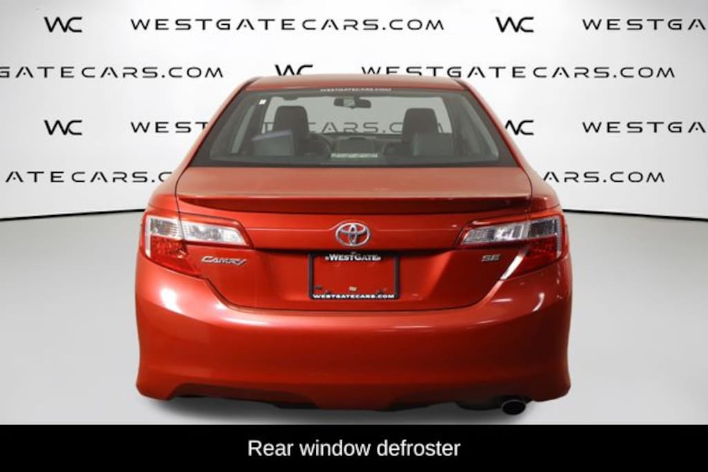 Used 2014 Toyota Camry SE Sedan