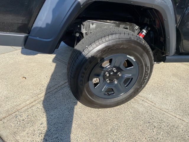 2021 Jeep Gladiator Sport - Photo 11