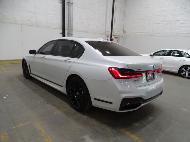 2022 Bmw 750i xDrive Sedan photo 2