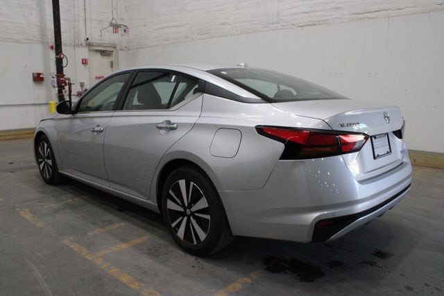 2022 Nissan Altima SV