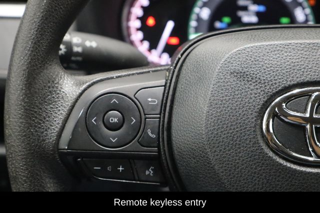 2023 Toyota RAV4 XLE - Photo 8