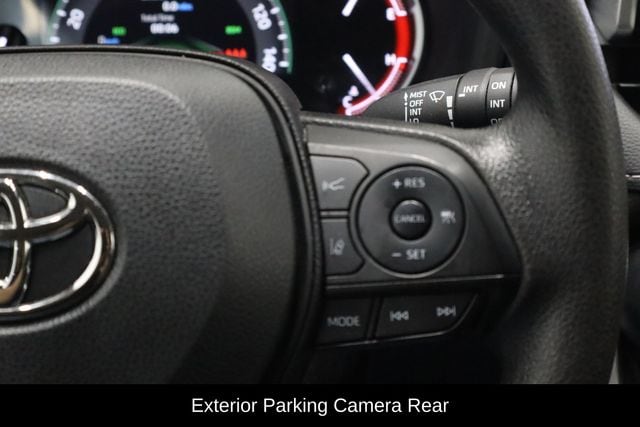 2023 Toyota RAV4 XLE - Photo 10