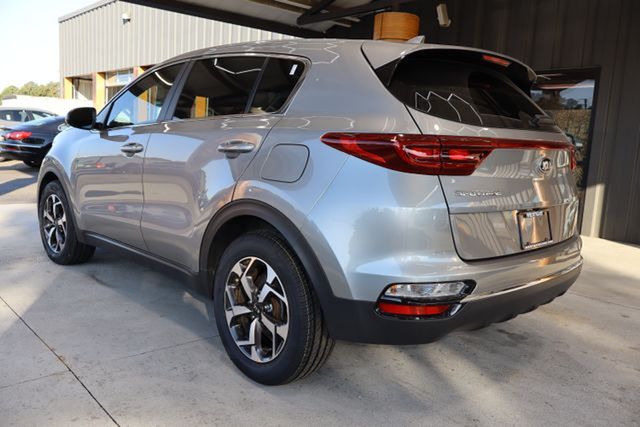 2022 Kia Sportage LX photo 3