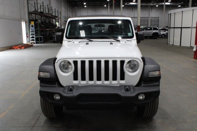 2022 Jeep Wrangler Unlimited Sport photo 2
