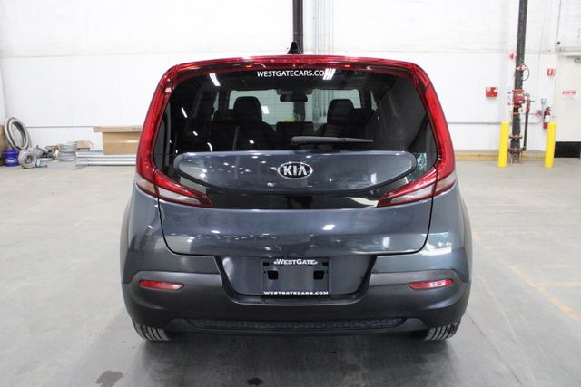 2020 Kia Soul LX photo 3