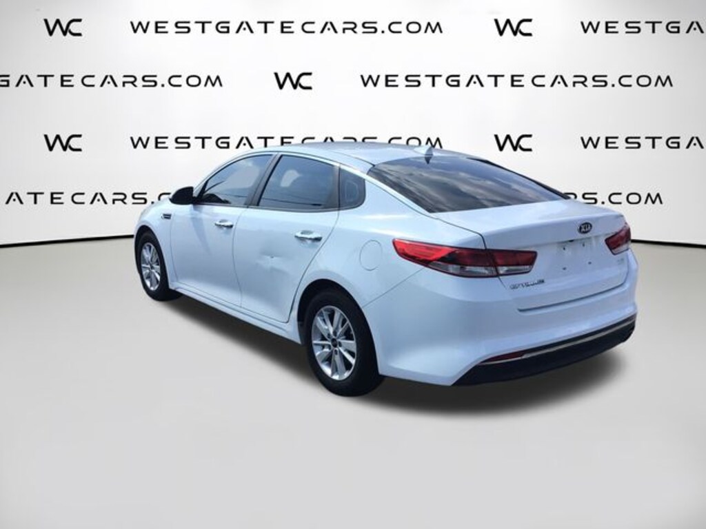 Used 2018 Kia Optima LX Sedan