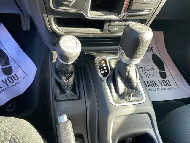 2021 Jeep Gladiator Sport - Photo 39