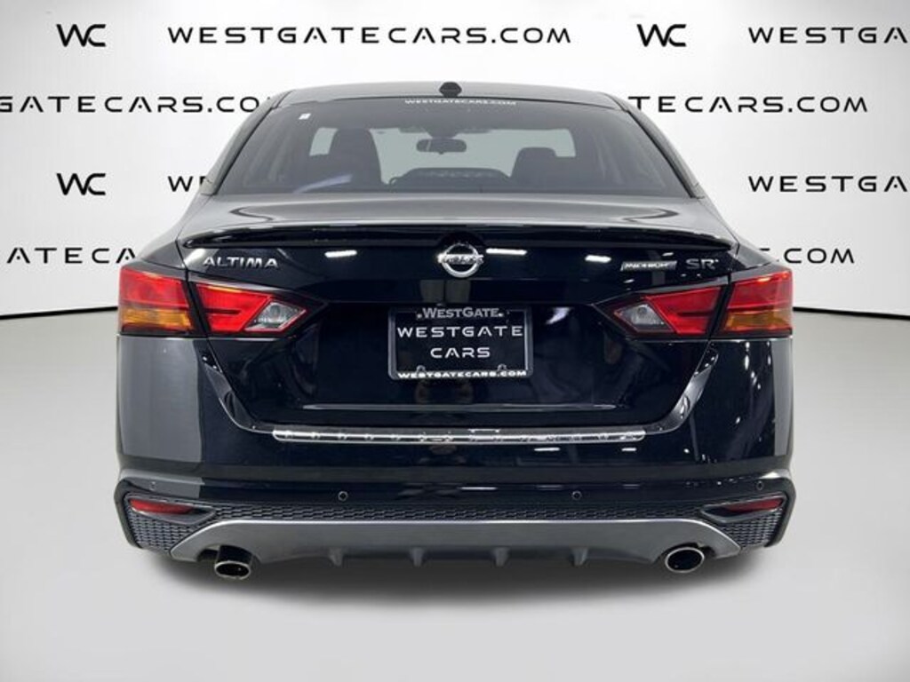 Used 2022 Nissan Altima 2.5 SR Sedan