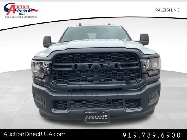 2023 Ram 2500 Tradesman photo 2