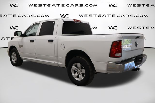 2023 Ram 1500 Classic SLT photo 3