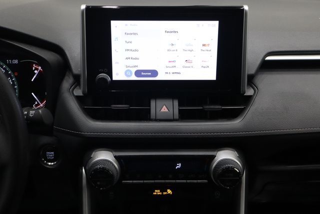 2023 Toyota RAV4 XLE - Photo 28